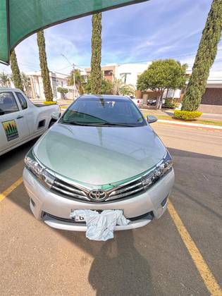 TOYOTA COROLLA 1.8 GLI 16V FLEX 4P AUTOMÁTICO TOYOTA COROLLA 1.8 GLI 16V FLEX 4P AUTOMÁTICO